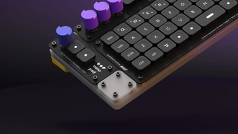 A cover of "toy" cluster. The owner is suzipd. The cluster consists of 3 elements.