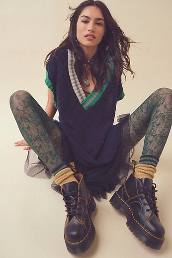 A cover of "fall" cluster. The owner is ariellenewton. The cluster consists of 256 elements.