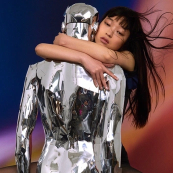 A cover of "Robots" cluster. The owner is redcrownlife. The cluster consists of 1 element.