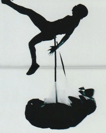 A cover of "th" cluster. The owner is formnoise. The cluster consists of 1 element.