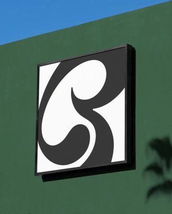 A cover of "Albergue" cluster. The owner is agus.girardo. The cluster consists of 16 elements.