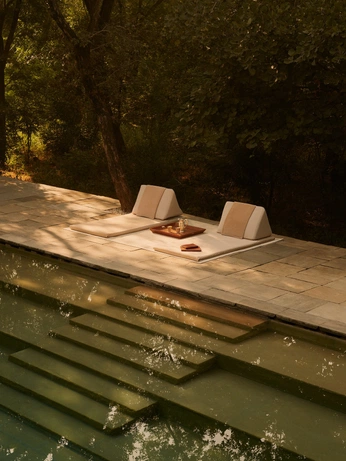 A cover of "amor" cluster. The owner is stasizzling. The cluster consists of 1 element.