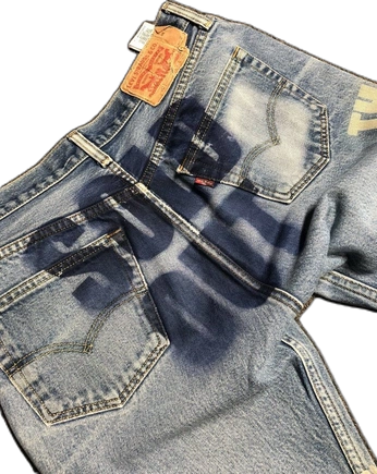 A cover of "LEVI'S" cluster. The owner is adrianafelizm. The cluster consists of 9 elements.