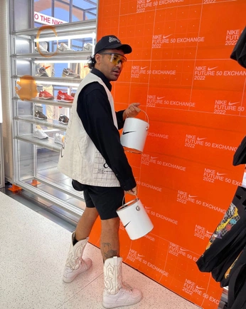 A cover of "nike campaign" cluster. The owner is majher. The cluster consists of 1 element.