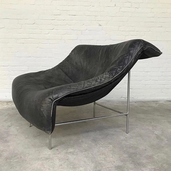 A cover of "Tubular Furniture" cluster. The owner is mollerstudio. The cluster consists of 21 elements.