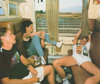 A cover of "lives" cluster. The owner is artnymphx. The cluster consists of 8 elements.