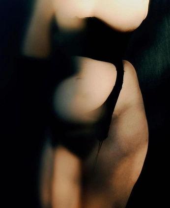 A cover of "SenSual" cluster. The owner is archicon. The cluster consists of 7 elements.