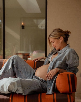 A cover of "Беременность" cluster. The owner is ellymayy. The cluster consists of 5 elements.