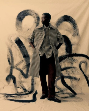 A cover of "Photo shoots" cluster. The owner is mrarandia. The cluster consists of 1 element.