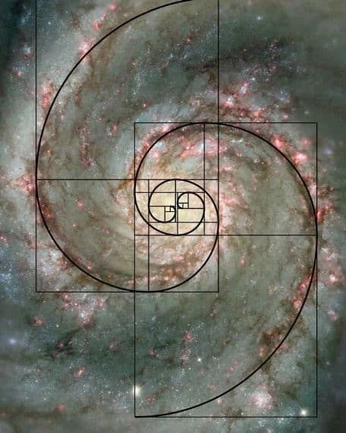 A cover of "1.618" cluster. The owner is ninachin. The cluster consists of 3 elements.