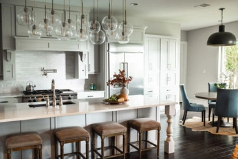 A cover of "Dusti J Design" cluster. The owner is meetthebryants. The cluster consists of 1 element.