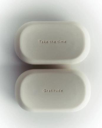 A cover of "摄影" cluster. The owner is whatdahelldesign. The cluster consists of 1 element.