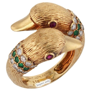 A cover of "diy ideas" cluster. The owner is r1ngl34d. The cluster consists of 9 elements.