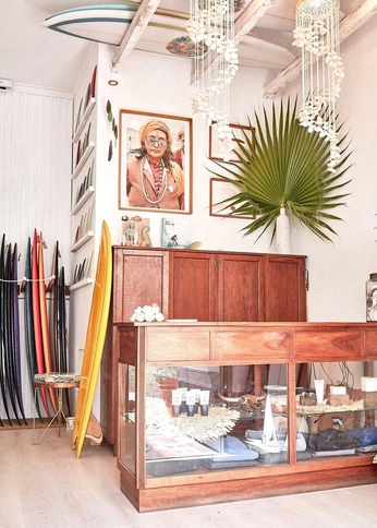 A cover of "688 Vibes" cluster. The owner is payt. The cluster consists of 12 elements. 2 create it.