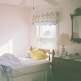 A cover of "interiors" cluster. The owner is moxiestar. The cluster consists of 1437 elements.