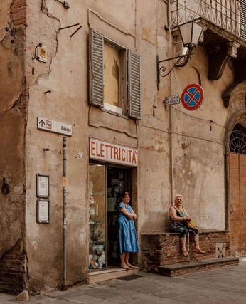 A cover of "che bello." cluster. The owner is iluvclairoo. The cluster consists of 7 elements.