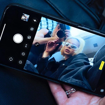 A cover of "Social" cluster. The owner is hellobrittany. The cluster consists of 15 elements.