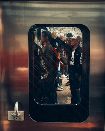 A cover of "PEOPLE" cluster. The owner is lostcat. The cluster consists of 3 elements.