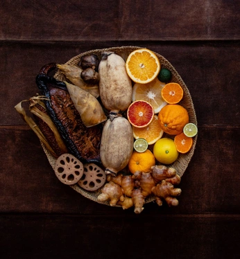 A cover of "pictures" cluster. The owner is mocridhe. The cluster consists of 4 elements.