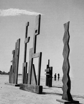 A cover of "Art" cluster. The owner is giuliangelucci. The cluster consists of 5 elements.