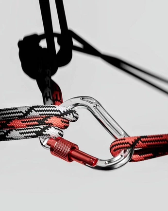 A cover of "NEOMAK" cluster. The owner is eiderr. The cluster consists of 15 elements.