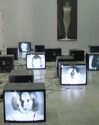 A cover of "Vibe/ego check" cluster. The owner is billywillows. The cluster consists of 5 elements.