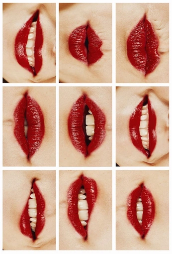 A cover of "Lips" cluster. The owner is csrosa. The cluster consists of 11 elements.