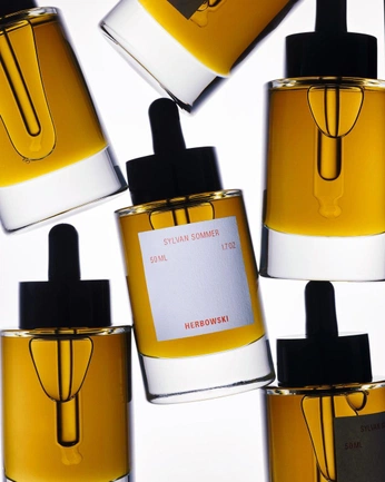 A cover of "SHOT / bottles" cluster. The owner is alexierm. The cluster consists of 1 element.