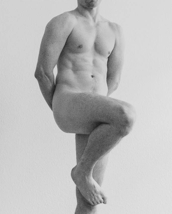 A cover of "Body Coffee" cluster. The owner is chives.allium. The cluster consists of 38 elements.