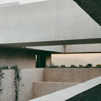 A cover of "concrete" cluster. The owner is luques. The cluster consists of 23 elements.