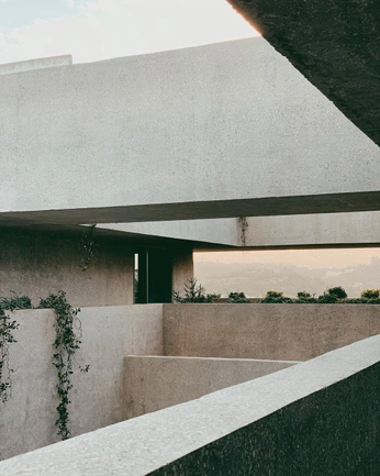 A cover of "Barchitecher" cluster. The owner is worbjorb. The cluster consists of 106 elements.