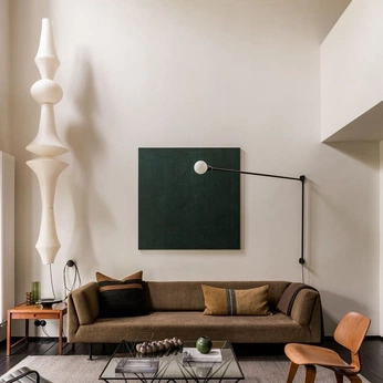 A cover of "apt. 502" cluster. The owner is klvn01. The cluster consists of 24 elements.