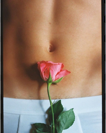 A cover of "body" cluster. The owner is kclydiaa. The cluster consists of 106 elements.