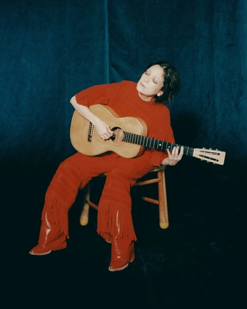 A cover of "Fotos" cluster. The owner is fernanda.r. The cluster consists of 10 elements.