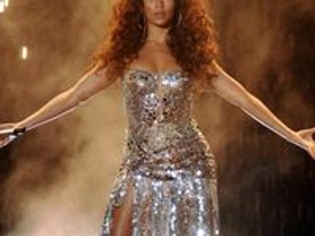 A cover of "bey" cluster. The owner is planetpurr. The cluster consists of 20 elements.