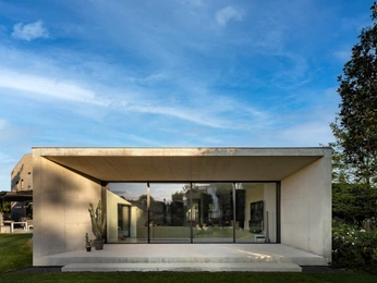 A cover of "Architecture" cluster. The owner is tufpic. The cluster consists of 43 elements.