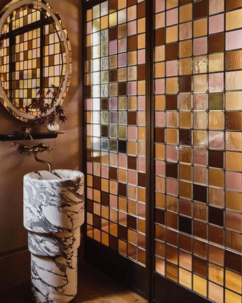 A cover of "B A T H R O O M" cluster. The owner is katrinagarcia. The cluster consists of 1 element.