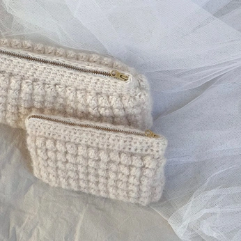 A cover of "crochet" cluster. The owner is delisdiary. The cluster consists of 4 elements.