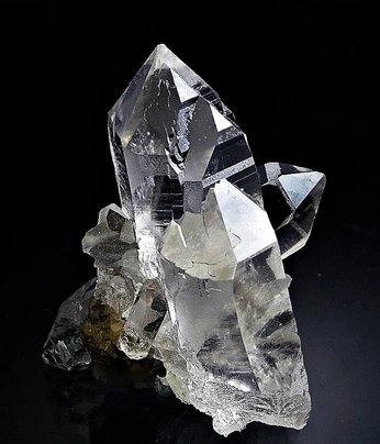 A cover of "magia" cluster. The owner is anikalorenzanav. The cluster consists of 79 elements.