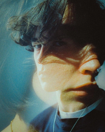 A cover of "Portraits" cluster. The owner is trisyte. The cluster consists of 57 elements.