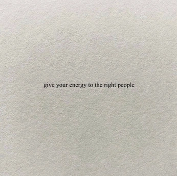 A cover of "quotes" cluster. The owner is pyona. The cluster consists of 24 elements.