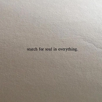 A cover of "• w o r (l) d s •" cluster. The owner is oeeeuuu. The cluster consists of 21 elements.