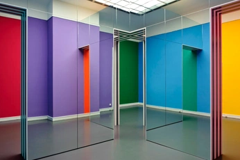 A cover of "Colour" cluster. The owner is elizavictoria. The cluster consists of 2 elements.