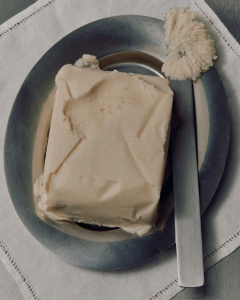 A cover of "Butter" cluster. The owner is ivanitskii. The cluster consists of 1 element.