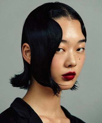 A cover of "Hair" cluster. The owner is averysa. The cluster consists of 36 elements.