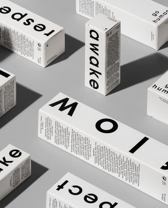 A cover of "Object Layout Ref" cluster. The owner is sebas.ortegaa. The cluster consists of 8 elements.