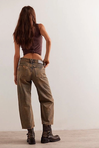 A cover of "Styling & color palette" cluster. The owner is metalheadvintage. The cluster description is "For Metalhead Vintage shoot with Steven Connor". The cluster consists of 28 elements.