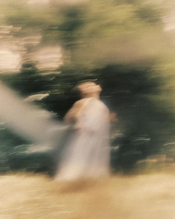 A cover of "Blurrr" cluster. The owner is animapetrichor. The cluster consists of 68 elements.