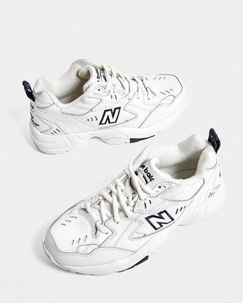 A cover of "sneakers" cluster. The owner is marianapradoms. The cluster consists of 30 elements.