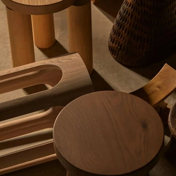 A cover of "Wood Furniture" cluster. The owner is isacake. The cluster consists of 16 elements.